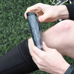 Flex benskinner – lette, fleksible og ndbare fodboldbenskinner med sleeves modelfoto