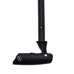 Six Peaks Mini Cykelpumpe med beslag, kompatibel med Presta- og Schrader-ventiler og maksimal kapacitet p� 75 PSI.