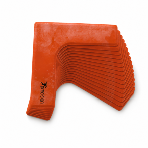 L-formede orange banemarkeringer 27,5 � 27,5 cm til opm�rkning af baner, hj�rner og tr�ningsomr�der indend�rs og udend�rs.