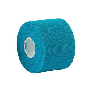 Lysebl� Ultimate Performance PFAS-fri Pre-Cut Kinesiology Tape 50 mm x 5 m, forudsk�ret i 25 cm sektioner til sport og tr�ning.