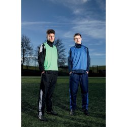 Vendbar overtrksveste til brn og voksne